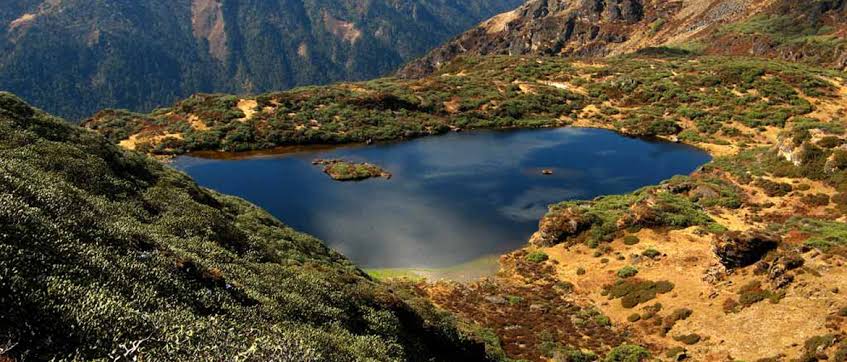Jomolhari Loop Trek